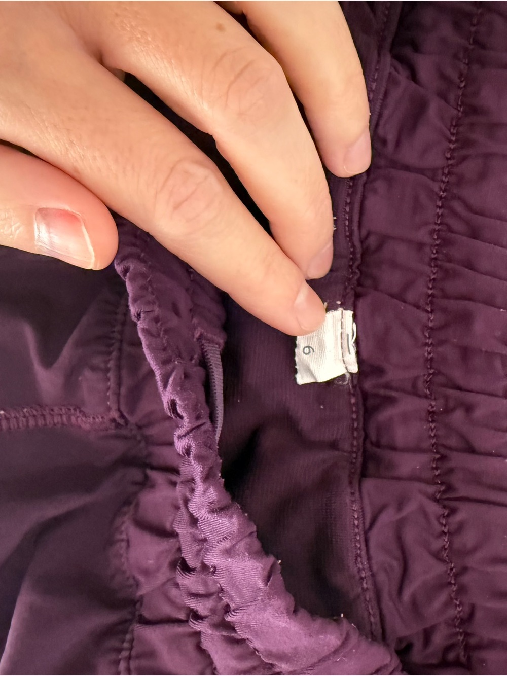 lululemon track that shorts - Picture 3 of 4